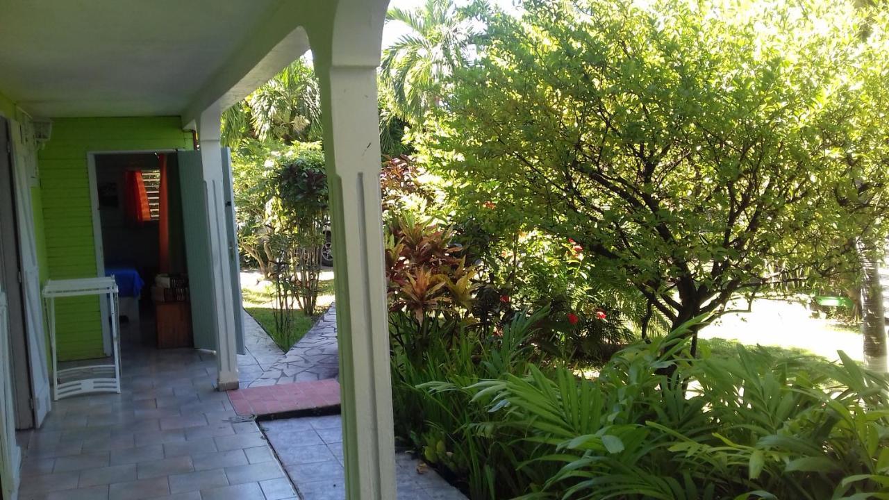 Le Jardin De Massieux Apartment Bouillante Bagian luar foto